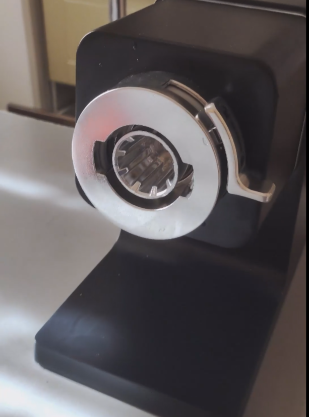 M909 отзыв София С Озон