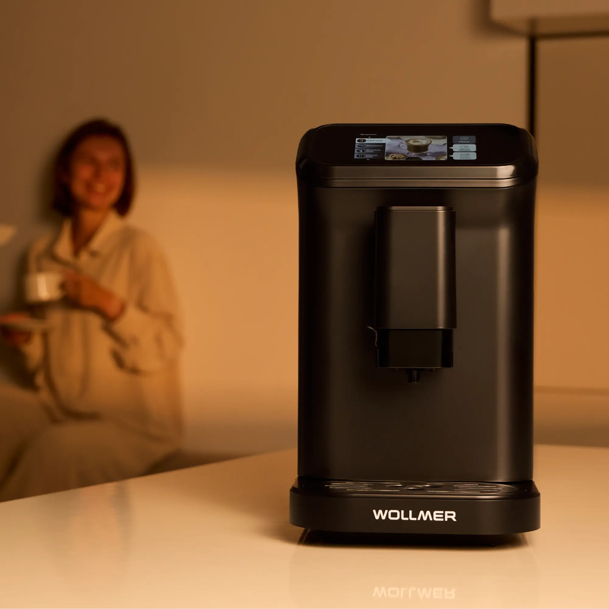 Автоматическая кофемашина Wollmer C505 Monolith