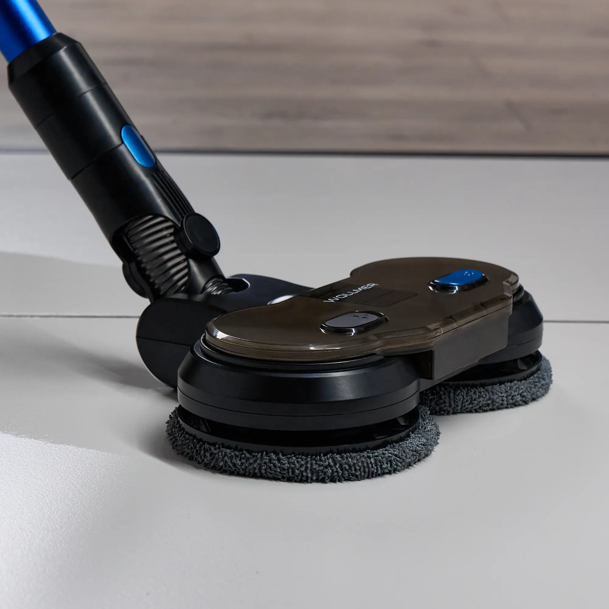 Вертикальный пылесос Wollmer D707 Sapphire Aqua Clean